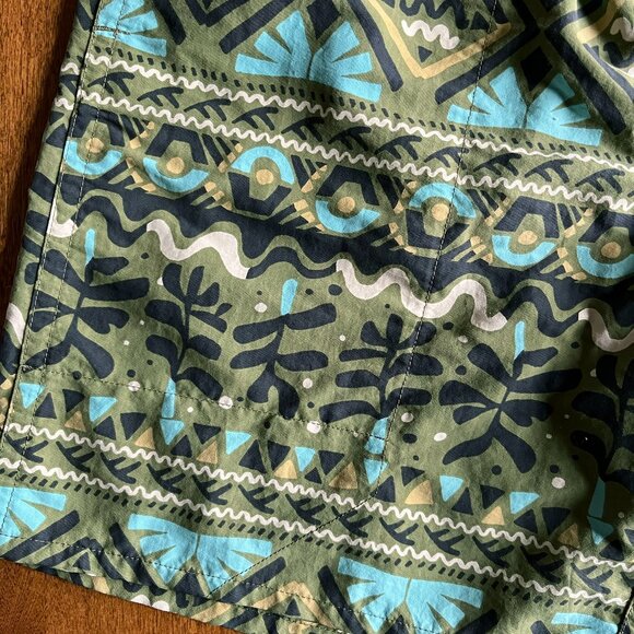 Patagonia patterned Baggies shorts M - Picture 6 of 10